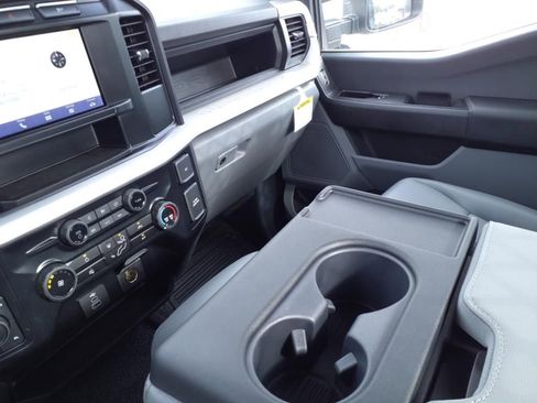 New 2024 Ford F550 4x4 Regular Cab Super Duty image 20