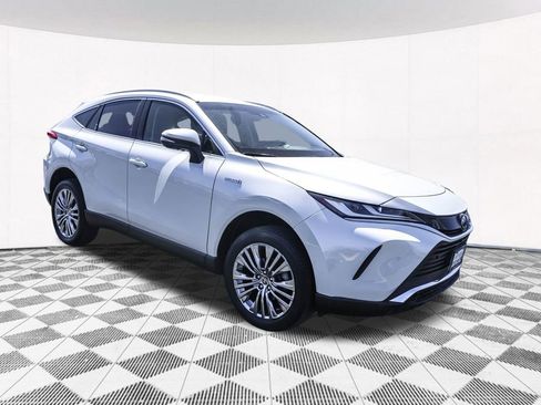 Used 2021 Toyota Venza Limited w/ Advanced Technology Package AWD/4WD image 11
