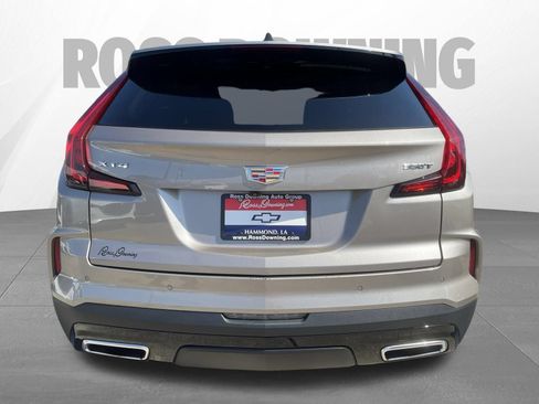 Used 2025 Cadillac XT4 Premium Luxury FWD image 5