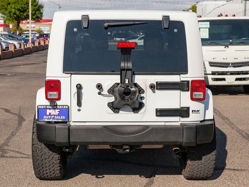 Used 2017 Jeep Wrangler Sahara w/ Connectivity Group image 6