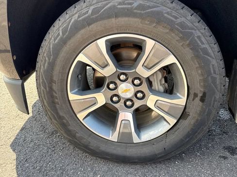 Used 2017 Chevrolet Colorado Z71 AWD/4WD image 25