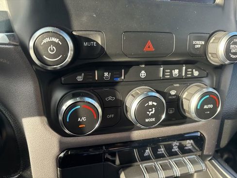 Used 2022 RAM 1500 Laramie w/ Sport Appearance Package image 29