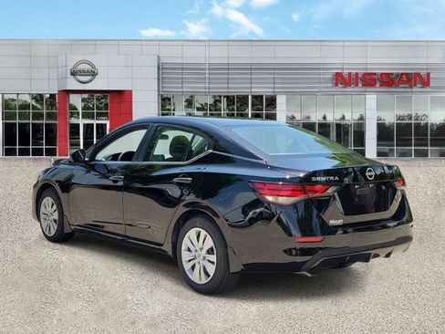 Certified 2025 Nissan Sentra S FWD image 5