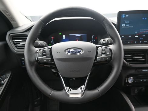 New 2024 Ford Escape SE FWD image 14