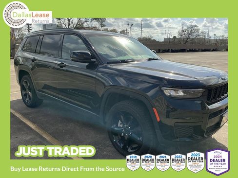 Used 2021 Jeep Grand Cherokee L Laredo image 1