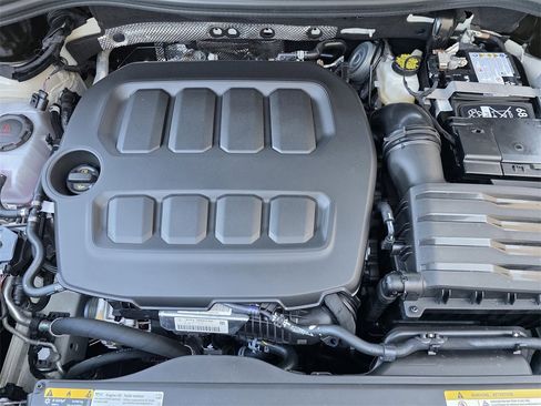 New 2026 Volkswagen Tiguan SE R-Line image 22