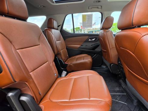 Used 2019 Chevrolet Traverse High Country w/ LPO, Floor Liner Package AWD/4WD image 14