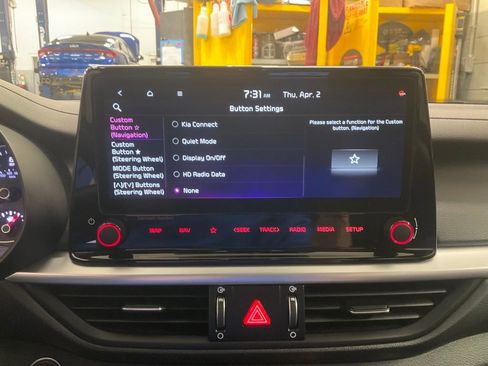 Used 2024 Kia Forte GT-Line w/ GT-Line Premium Package image 19