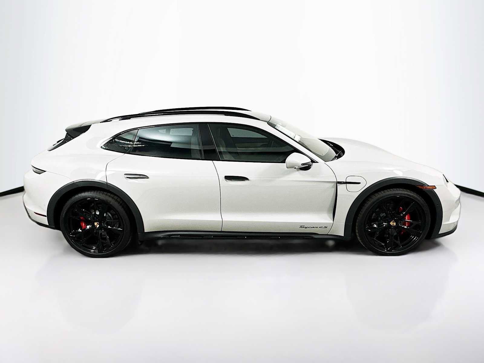 Used 2025 Porsche Taycan 4S Cross Turismo AWD/4WD image 10
