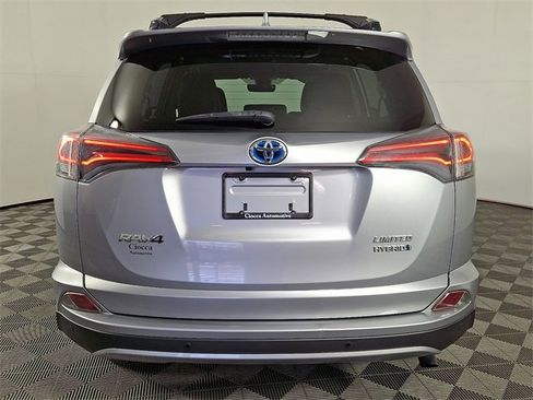 Used 2017 Toyota RAV4 Limited image 8