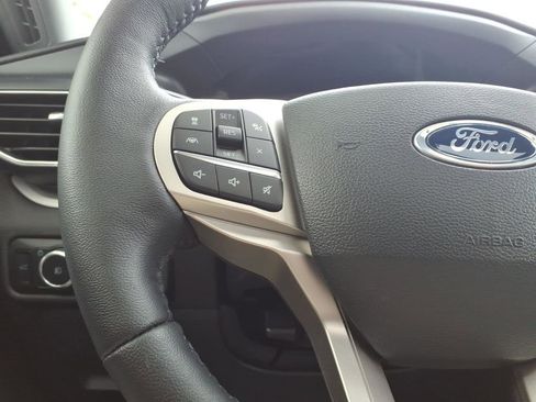 Certified 2023 Ford Explorer XLT w/ Equipment Group 202A AWD/4WD image 18