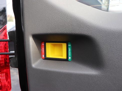 Used 2023 Ford Transit 350 XLT image 56