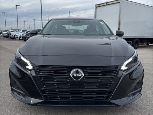 Certified 2024 Nissan Altima 2.5 SV image 3