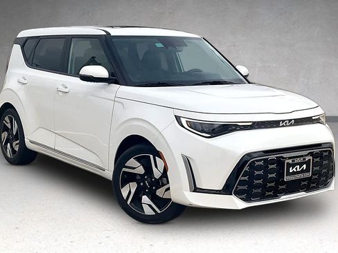 Used 2024 Kia Soul GT-Line w/ GT-Line Technology Package FWD image 21