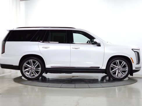 Used 2025 Cadillac Escalade Sport Platinum AWD/4WD image 10