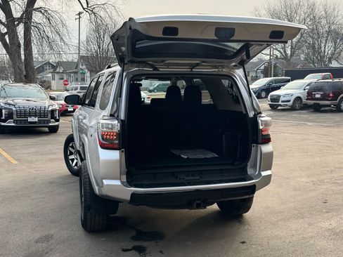 Used 2019 Toyota 4Runner TRD Off-Road image 28