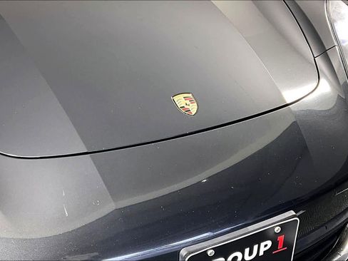 Used 2018 Porsche Panamera image 29