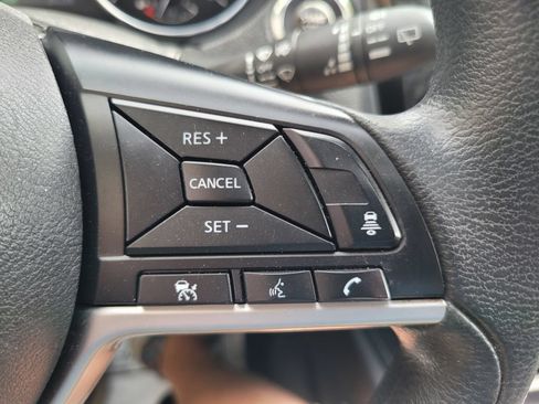 Used 2020 Nissan Rogue SV AWD/4WD image 27