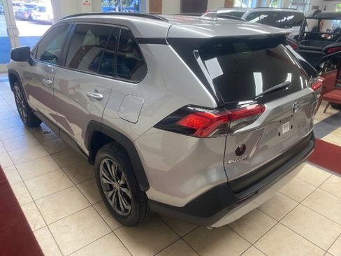 Used 2023 Toyota RAV4 Limited AWD/4WD image 4