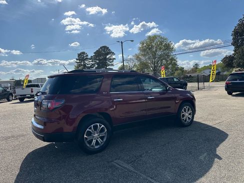 Used 2015 GMC Acadia SLT image 11