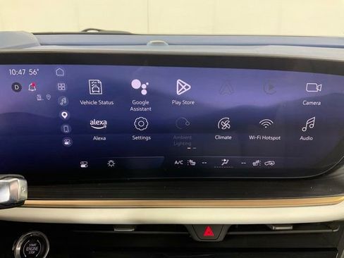 Used 2024 Buick Envision Avenir AWD/4WD image 11