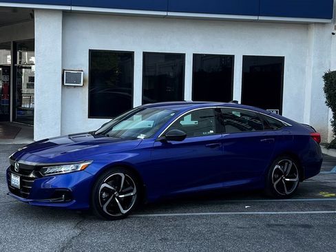 Used 2022 Honda Accord Sport image 3