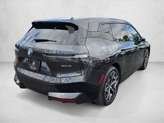 Used 2024 BMW iX xDrive50 w/ Sport Package AWD/4WD image 5