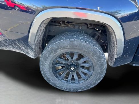 Used 2024 Toyota Tundra Limited AWD/4WD image 15