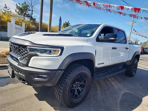 Used 2025 RAM 1500 RHO AWD/4WD image 21