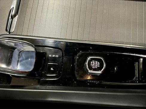 Certified 2024 Volvo S60 B5 Ultimate image 31