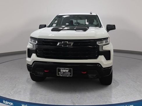 Used 2024 Chevrolet Silverado 1500 LT Trail Boss w/ Convenience Package II AWD/4WD image 3