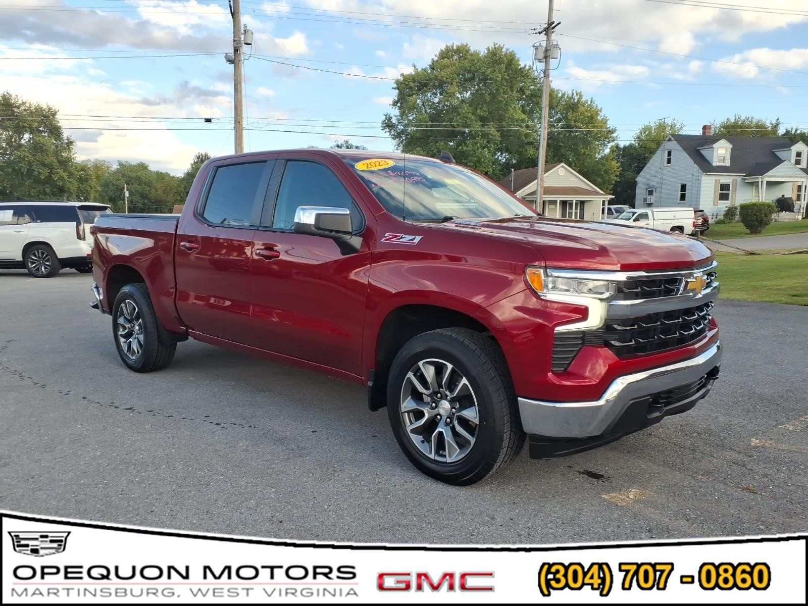 Used 2023 Chevrolet Silverado 1500 LT AWD/4WD image 1