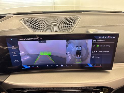 Used 2026 BMW 430i xDrive Convertible w/ M Sport Package image 27