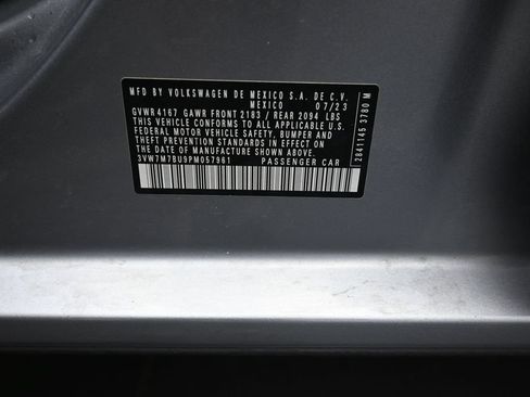 Used 2023 Volkswagen Jetta SE FWD image 19