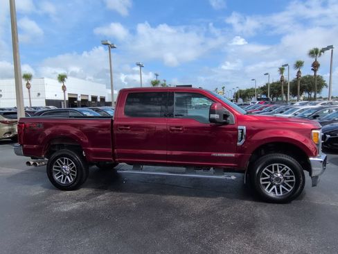 Used 2017 Ford F250 Lariat w/ FX4 Off-Road Package AWD/4WD image 3