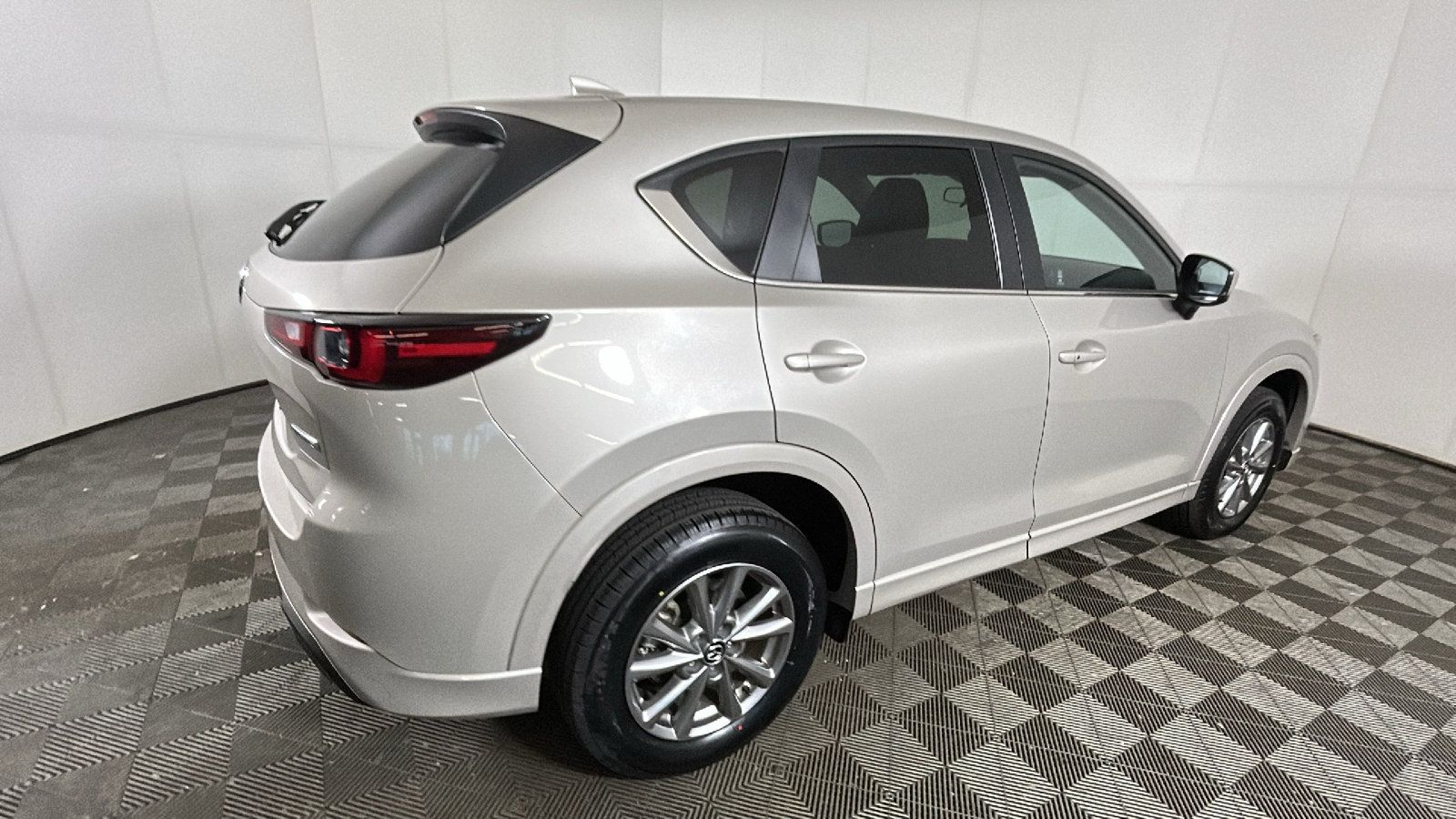 Used 2025 MAZDA CX-5 AWD 2.5 S w/ Select Package image 3