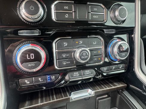 Used 2022 GMC Yukon Denali w/ Max Trailering Package AWD/4WD image 18