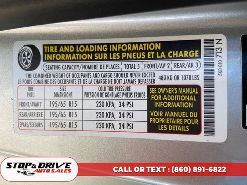 Used 2010 Volkswagen Golf 2-Door FWD image 18