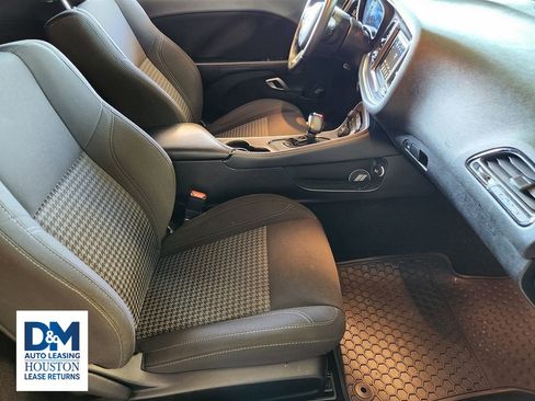 Used 2021 Dodge Challenger SXT w/ Blacktop Package image 21