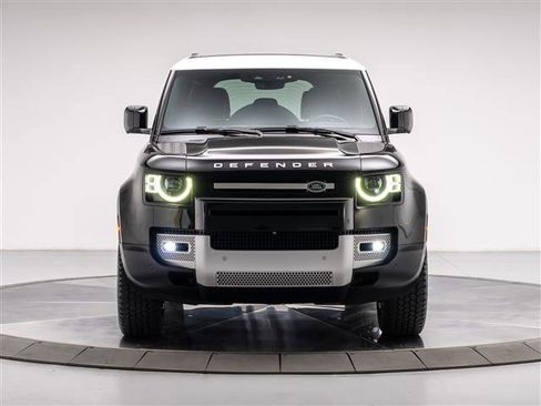 Used 2023 Land Rover Defender 110 S AWD/4WD image 8