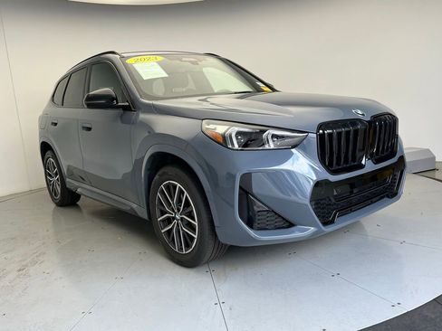 Certified 2023 BMW X1 xDrive28i w/ Premium Package AWD/4WD image 3
