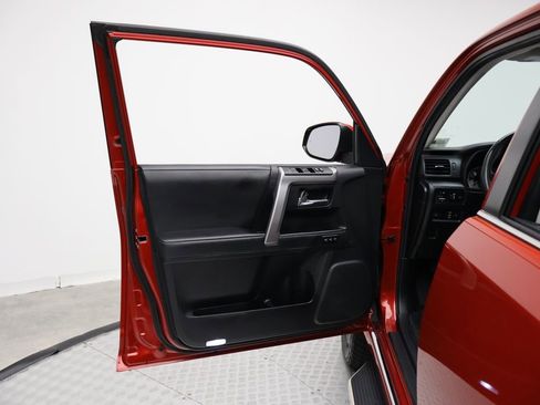 Used 2022 Toyota 4Runner Limited image 16