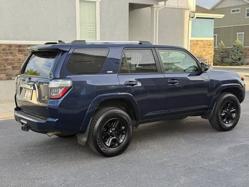 Used 2019 Toyota 4Runner SR5 Premium AWD/4WD image 7