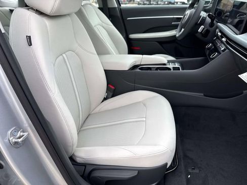 New 2026 Hyundai Sonata SEL FWD image 15
