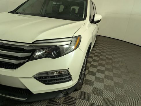 Used 2016 Honda Pilot Elite image 11