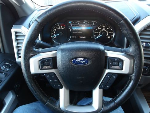 Used 2015 Ford F150 Lariat w/ Equipment Group 502A Luxury AWD/4WD image 14