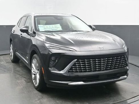 New 2026 Buick Envision Avenir image 8