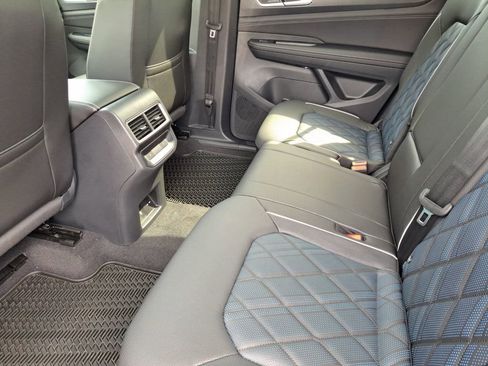 New 2026 Volkswagen Atlas Cross Sport SEL Premium R-Line image 24