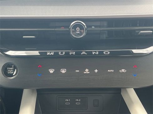 Certified 2025 Nissan Murano SV image 7