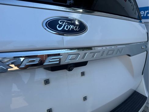 Used 2019 Ford Expedition Max Limited w/ Equipment Group 302A AWD/4WD image 21